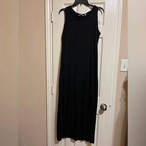 Black Sleeveless Maxi Dress
